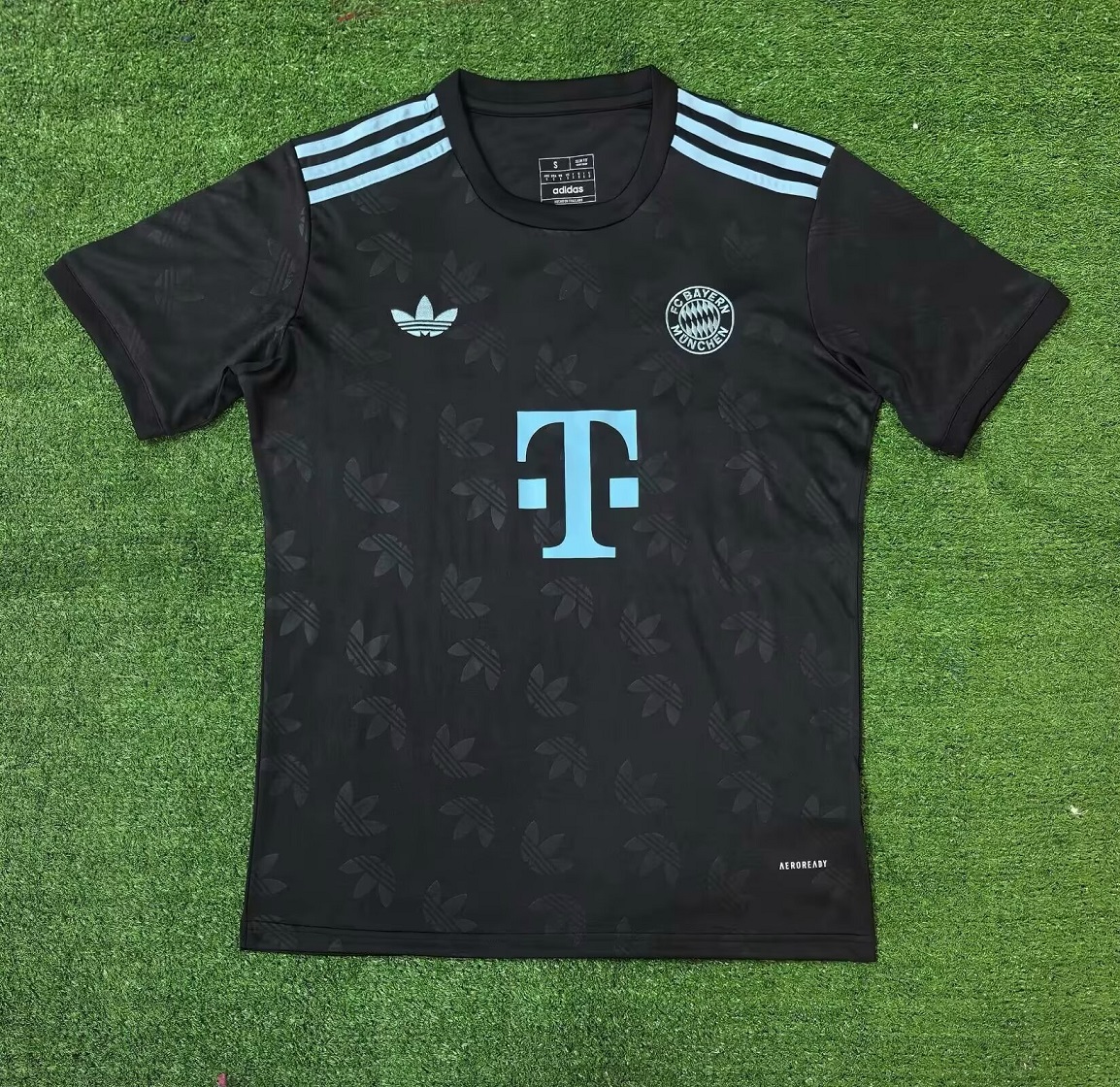 AAA Quality Bayern Munich 24/25 Black/Blue Training Jersey